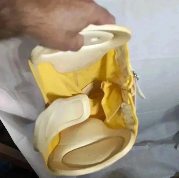 1970s Hutch Yellow Football Pants with pads.  Sz 32 - Picture 4 of 6